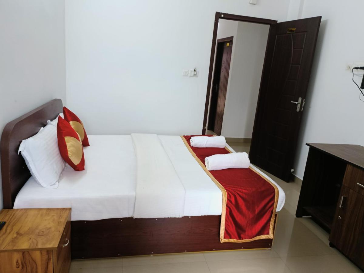 Bed and Breakfast Grace Munnar Residency Екстер'єр фото